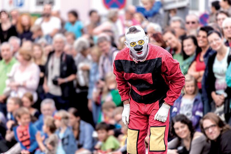 Performances und Walk-Acts: Murmuyo