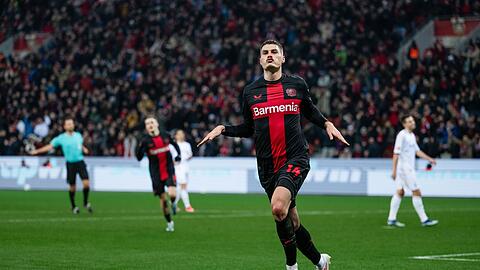 Patrik Schick jubelt nach seinem Treffer zum 2:0.