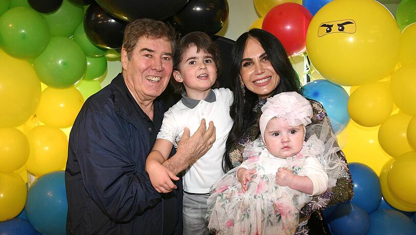 Ein Bild aus vermeintlich gl&uuml;cklicheren Tagen: Jack White und Rafaella Nussbaum auf der Geburtstagsfeier ihres Sohnes.