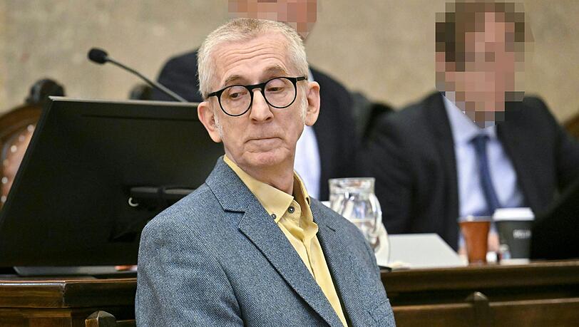 Kabarettist G&uuml;nther Paal ist in dem Prozess einer von insgesamt drei Angeklagten.