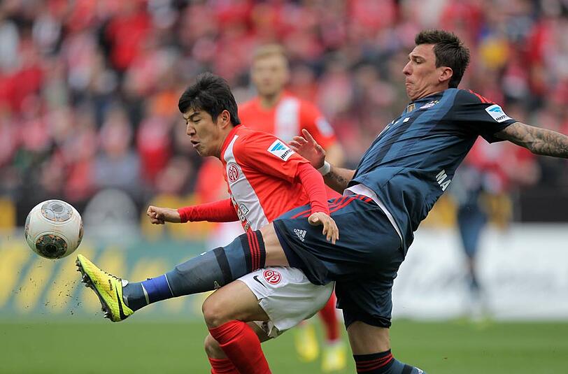 Mario Mandzukic: Note 4. Nach zwei Minuten zwei Mal gerammt, zwei Mal am Boden. Gute Ballverarbeitung, schuftete viel. Torgefahr-Höhepunkt: Der Kopfball, den Karius entschärfte (54.).