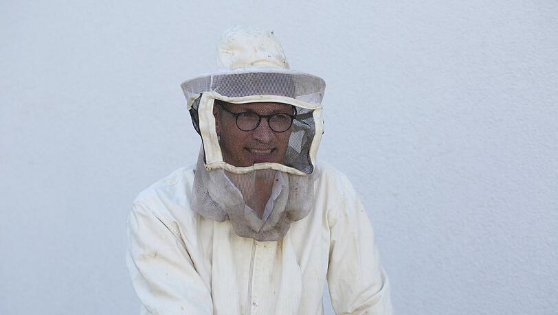 Jürgen Brandl, 42, ist Hobby-Imker und Hauptkomissar.