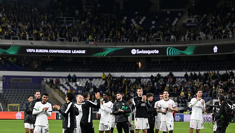 Die Eintracht kam trotz 2:0-Führung nicht über ein 2:2 bei Saint-Gilloise hinaus. Die Eintracht kam trotz 2:0-Führung nicht über ein 2:2 bei Saint-Gilloise hinaus.