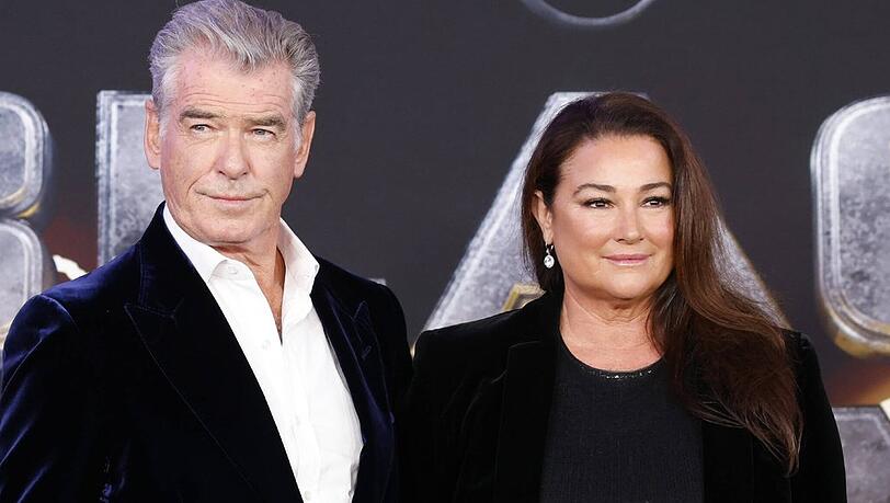Pierce Brosnan und Keely Shaye Smith vor einigen Jahren auf dem Red Carpet. Pierce Brosnan und Keely Shaye Smith vor einigen Jahren auf dem Red Carpet.