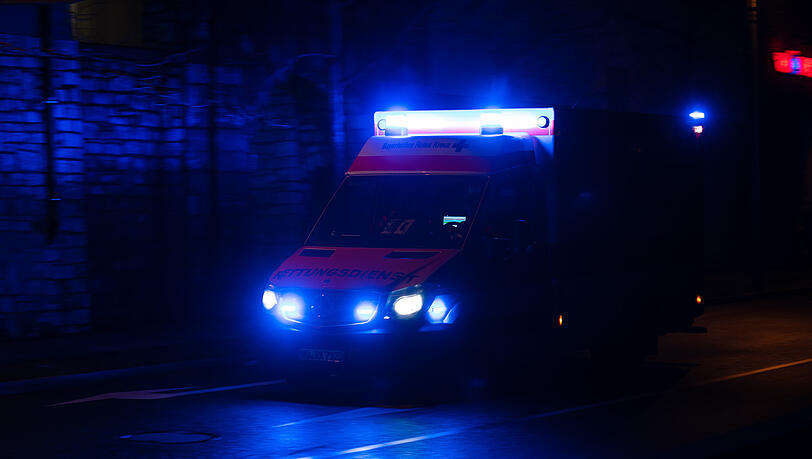Ein Senior verunfallte am U-Bahnsteig so schwer, dass ihm nicht mehr geholfen werden konnte.