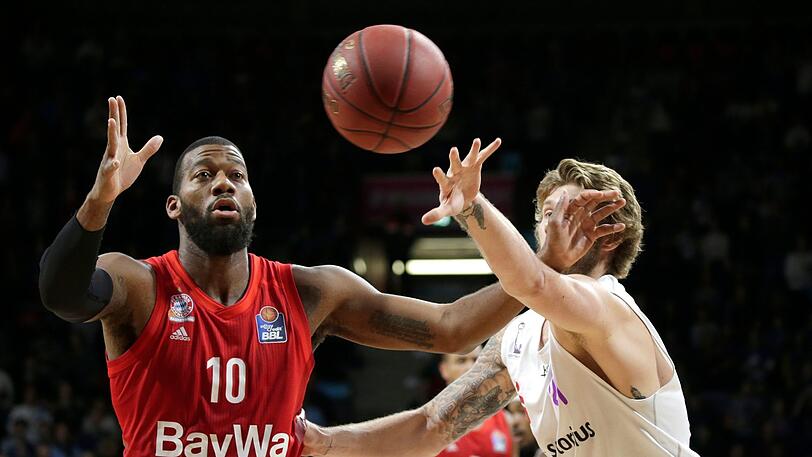 Sie wollen sich jetzt in der Euroleague zurückmelden: Die Bayern-Basketballer um Superstar Greg Monroe (l.).