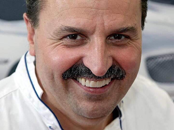 Johann Lafer setzt sich ein für die Currywurst.