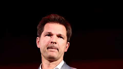 SPD-Spitzenkandidat Steffen Krach verlangt von den Linken eine klare Haltung zum Thema Antisemitismus.