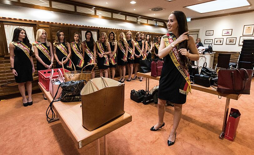 Auf der Pressekonferenz wurden die 21 Kandidatinnen für die Wahl der Miss Germany vorgestellt