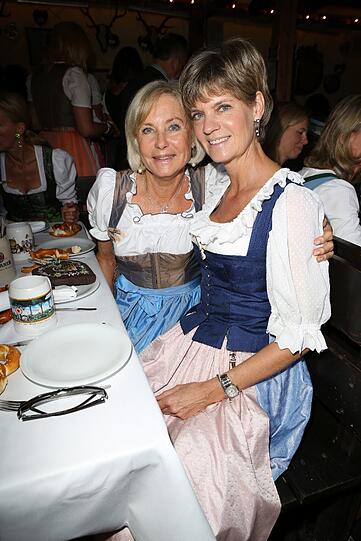 Tina Krätz und Franziska Schottenhamel