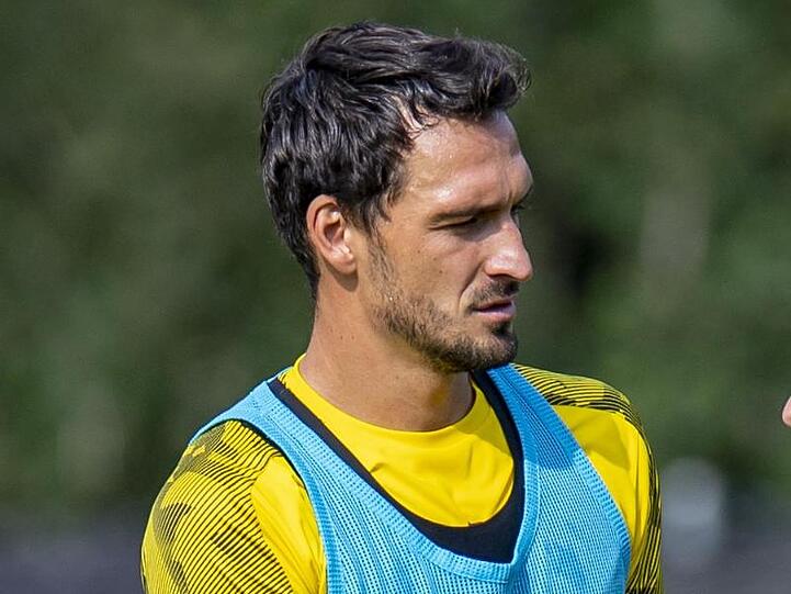 Soll wegen leichter Probleme nicht beim Spiel gegen den FC Bayern auflaufen: Mats Hummels.