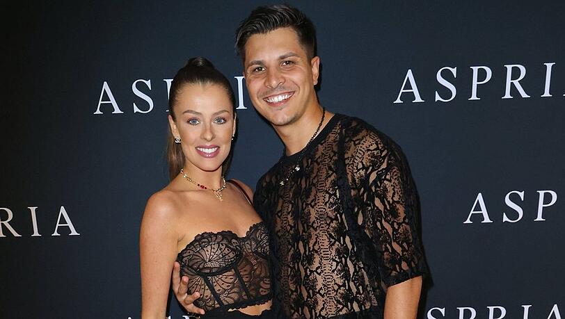 Patricija und Alexandru Ionel haben die "Let's Dance Profi Challenge" zur Gender-Reveal-Party umfunktioniert. Patricija und Alexandru Ionel haben die "Let's Dance Profi Challenge" zur Gender-Reveal-Party umfunktioniert.