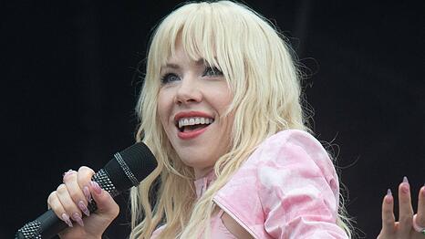 Carly Rae Jepsen hat die Geburt ihres Kindes verk&uuml;ndet.