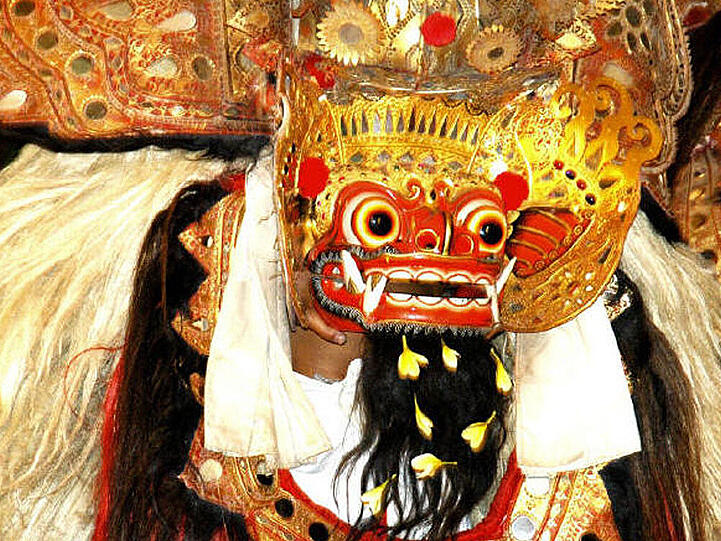 Mit Masken werden auf Bali böse Geister und Dämonen vertrieben