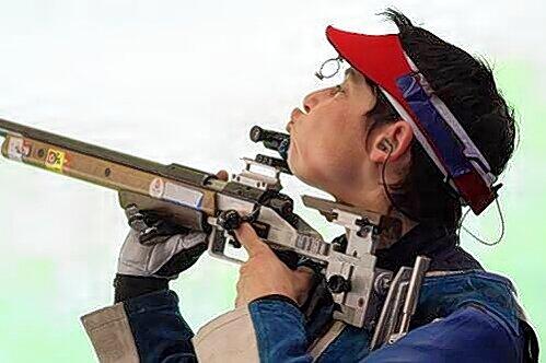 Wenigstens holte sie noch Mannschafts-Gold: Die Münchner Luftgewehr-Schützin Sonja Pfeilschifter.
