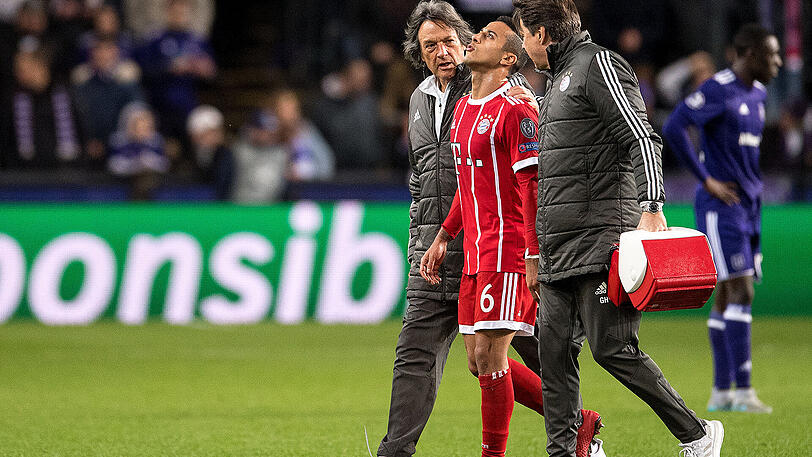 THIAGO - NOTE 5. Sehr spezielle Rolle für den Spanier, der in Abwesenheit der verletzten Ribéry und Coman auf Linksaußen ran musste. Nicht sein Ding! Musste vor der Pause verletzt raus (44.).