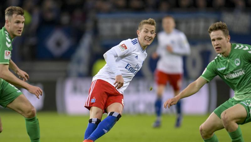 Der Hamburger SV wird sich von Lewis Holtby trennen. Der Hamburger SV wird sich von Lewis Holtby trennen.