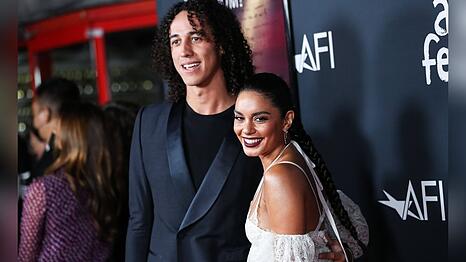 Mit Cole Tucker ist Vanessa Hudgens seit Dezember 2023 verheiratet. Nun sind die beiden zweifache Eltern.