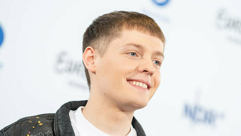 Ben Dolic wird für Deutschland bei "Eurovision: Europe Shine A Light" einen ESC-Hit aus den vergangenen Jahren singen. Ben Dolic wird für Deutschland bei "Eurovision: Europe Shine A Light" einen ESC-Hit aus den vergangenen Jahren singen.
