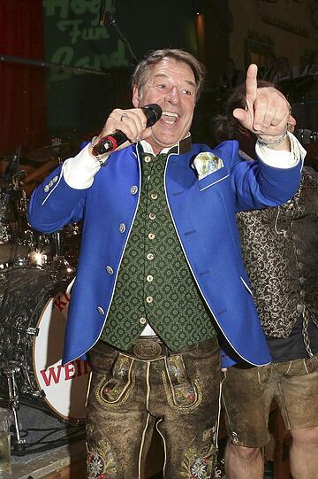 Patrick Lindner feierte im Weinzelt seinen 57. Geburtstag