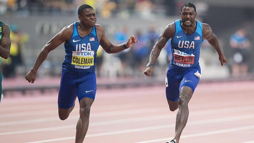 Weltmeister und Vize-Weltmeister: die Amerikaner Christian Coleman (l. und kleines Foto) und Justin Gatlin beim 100-Meter-Lauf.