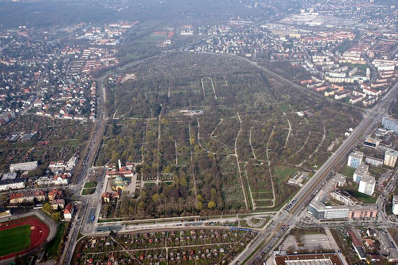 Könnte ein längerer Spaziergang werden: der Westfriedhof.