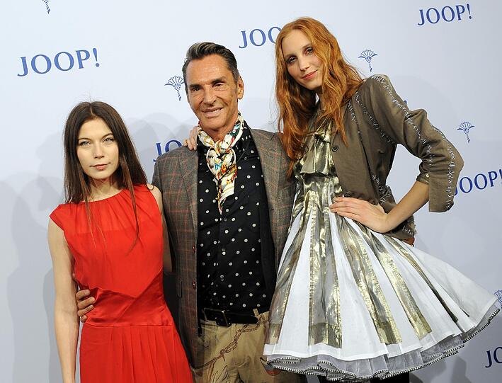 Ganz viele Promis und natürlich noch mehr Mode: Vom 18. - 21. Januar findet in Berlin die Mercedes-Benz Fashion Week statt. Wir zeigen Ihnen die besten Fashion und Promi-Bilder - zum Durchklicken!