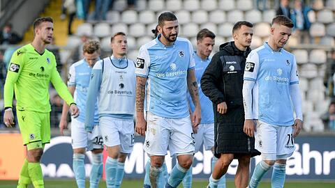 Der TSV 1860 kam in einem umkämpften Spiel gegen den Hallescher FC nicht über ein 1:1 hinaus.