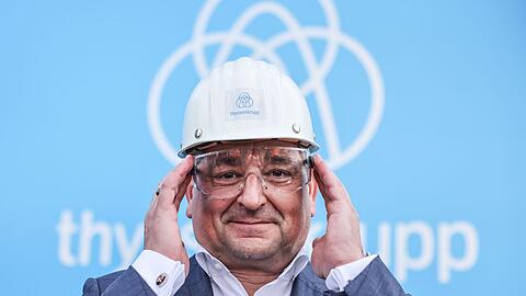 Thyssenkrupp will ein Kaufangebot des indischen Stahlherstellers Jindal Steel für die Stahlsparte intensiv prüfen. (Archivbild)