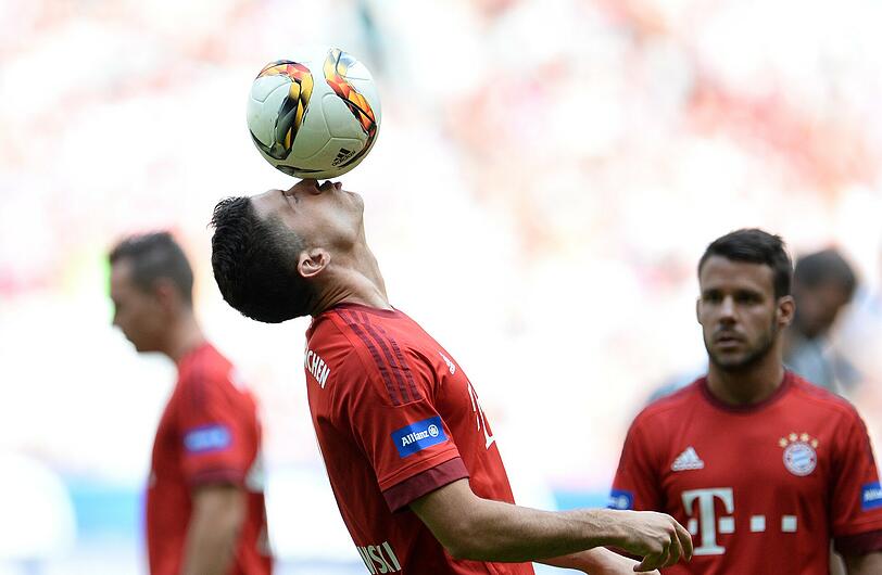Die Bilder von der Teampresentation und dem anschließenden Showtraining des neuen FC Bayern-Kaders.