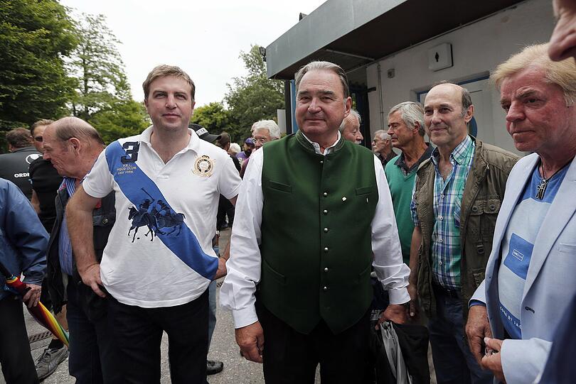 Die Bilder vom Protestmarsch gegen Gerhard Poschner.