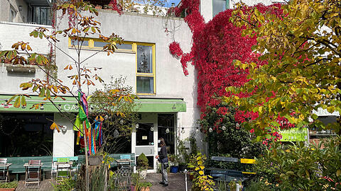 In der ruhigen Amalienpassage befindet sich der Gartensalon.