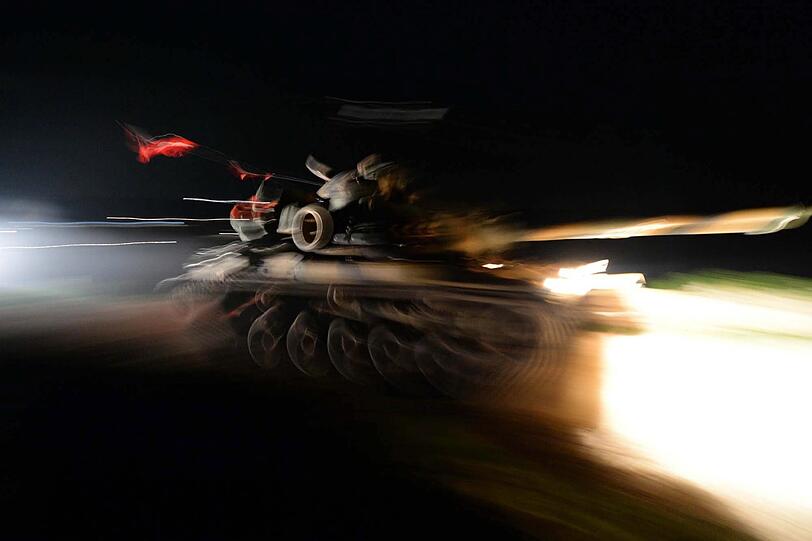 Kameraden gerettet: Bilder vom Nachteinsatz in Syrien.