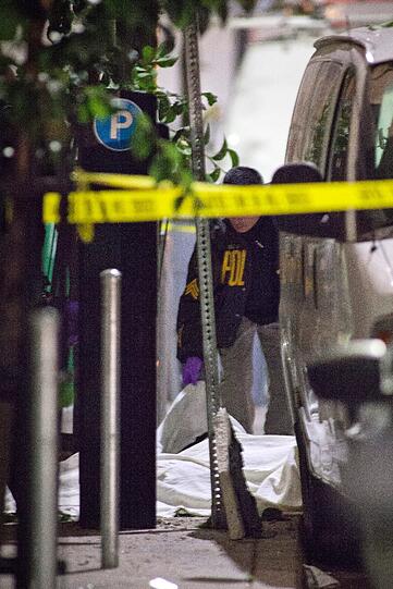 Bei einer Party in der kalifornischen Uni-Stadt Berkeley bricht ein Balkon ab. Sechs Studenten kommen dabei ums Leben.
