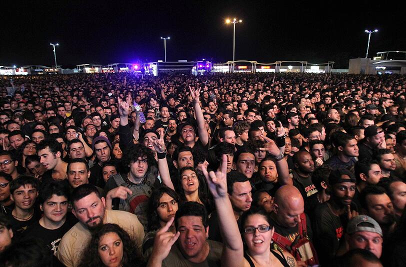 Heiße Bilder aus Brasilien: Bei Rock in Rio haben es Hunderttausende in der Stadt am Zuckerhut krachen lassen. Die Bilder.