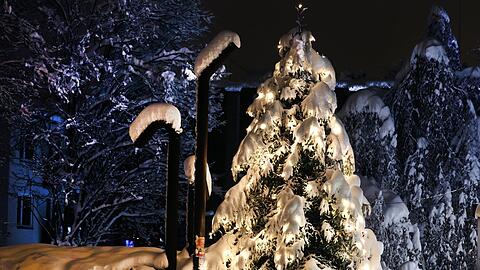 Schnee satt: Fast wie eine alte Weihnachtspostkarte.