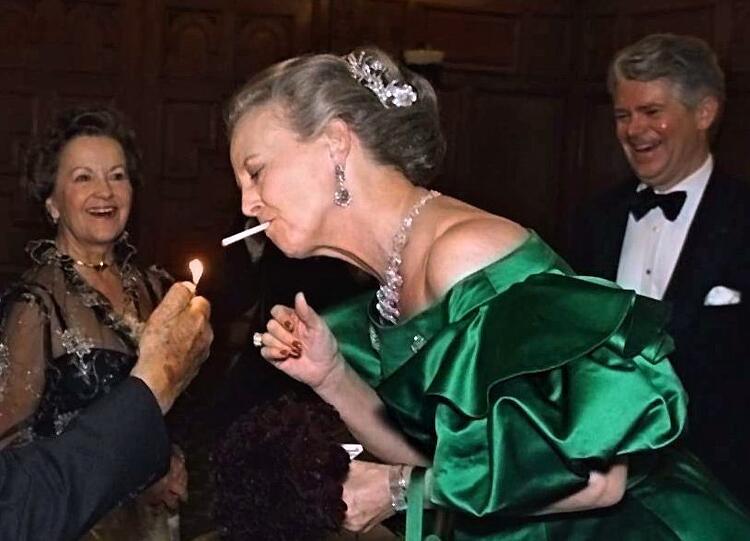 Königin Margrethe von Dänemark ist leidenschaftliche Raucherin
