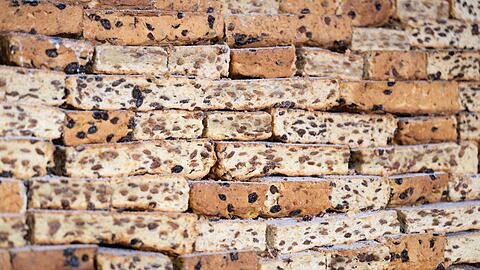 Er besteht aus mehr als 3.300 Teilen.