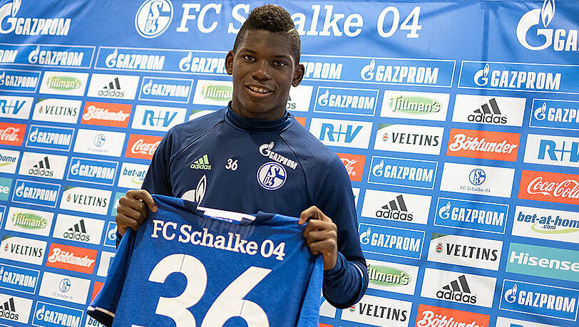 Breel Embolo zeigte sich bei seiner Vorstellung auf Schalke selbstbewusst. Breel Embolo zeigte sich bei seiner Vorstellung auf Schalke selbstbewusst.