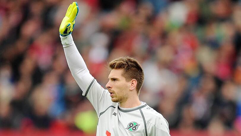 Ron Robert Zieler (Hannover 96) Ron Robert Zieler (Hannover 96)