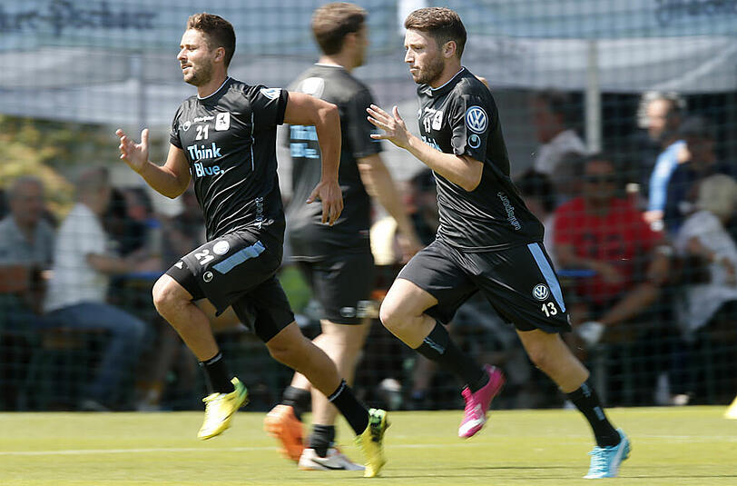 Gleich Vollgas zum Trainingsauftakt: Ilie Sanchez (links) und Markus Steinhöfer. Am ersten Spieltag geht es für sie nach Kaiserslautern.