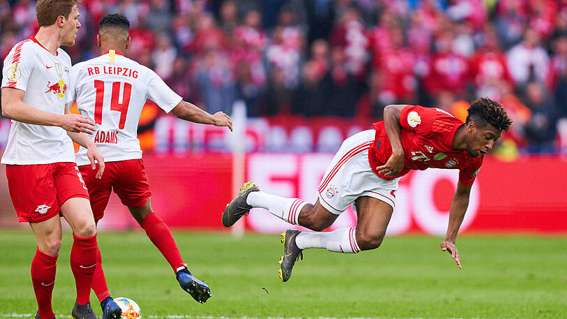 KINGSLEY COMAN, NOTE 1: Der Franzose zu Beginn über rechts. Riss mit seinen Tempodribblings immer wieder die rechte RB-Abwehrseite auf. Wechselte dann die Seiten mit Gnabry wieder, was zum 1:0 führte. Leitete den Treffer mit Alaba ein. Vergab die dicke Chance aufs 2:0, als er Keeper Gulacsi umspielte. Seinen Schuss köpfte Konaté von der Linie. Dann aber mit dem überragenden 2:0 &ndash; perfekte Ballannahme und Schuss.