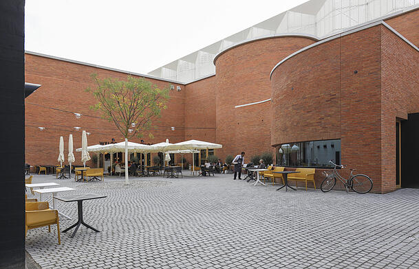 Der Neubau des Münchner Volkstheaters in der Tumblingerstraße.
