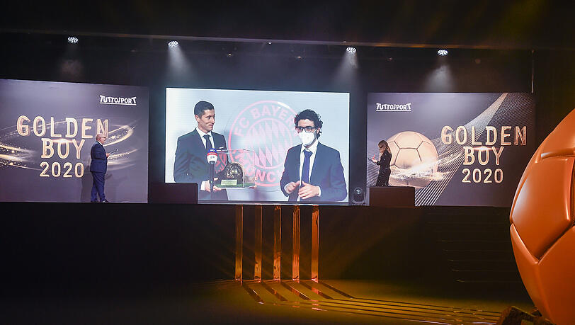 Robert Lewandowski (l.) wurde bei der "Golden Boy"-Gala per Videokonferenz zugeschaltet.