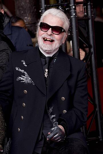 Selten so gelacht: Auch ein Karl Lagerfeld ist nicht perfekt