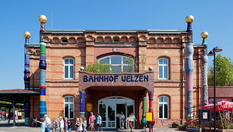 Hundertwasser-Bahnhof Uelzen Hundertwasser-Bahnhof Uelzen