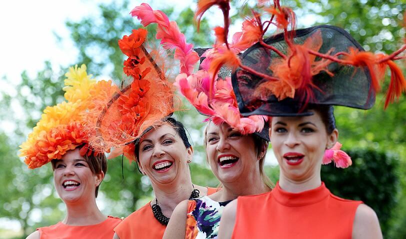 Royal Ascot - die schrägste Hut-Parade der Welt!