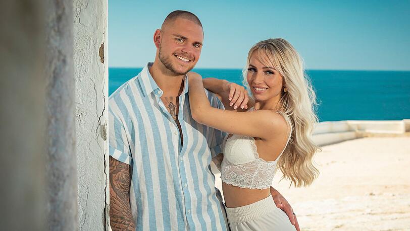 Gingen gemeinsam – und verliebt in die Show: Nico Legat und seine Freundin Sarah. Gingen gemeinsam – und verliebt in die Show: Nico Legat und seine Freundin Sarah.