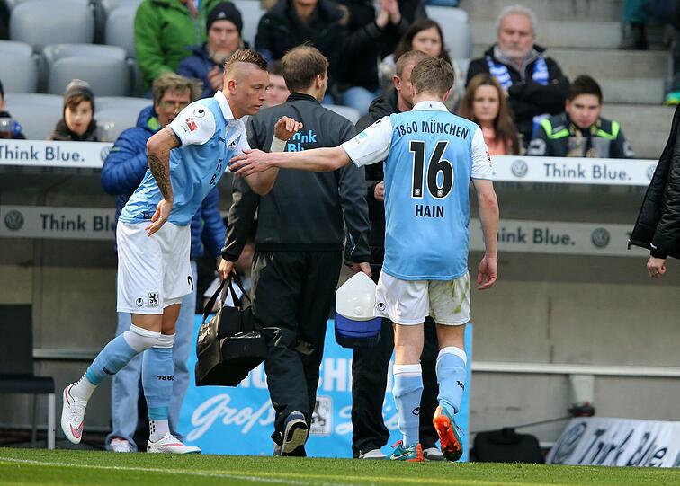 Marius Wolf (l.) musste das Mittwochstraining des TSV 1860 wegen Rückenproblemen abbrechen, Stephan Hain (r.) fehlte nach wie vor wegen seiner Oberschenkel-Zerrung.