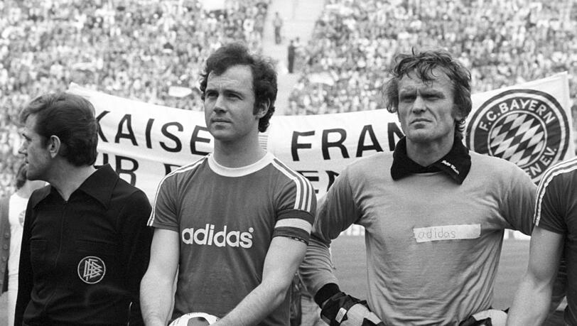 1975 gehen die Bayern um Torwart Maier (r.) mit 0:6 unter.